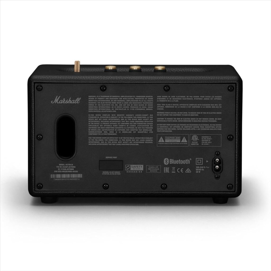 Parte trasera del Marshall Acton III con entradas, conectores y detalles técnicos serigrafiados.