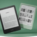 Kindle Paperwhite en color negro mostrando texto y Kindle verde mostrando la tienda Kindle, ambos sobre fondo verde.